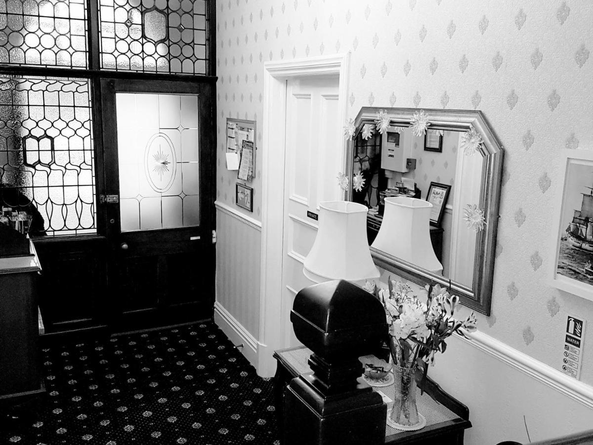 Crescent Lodge Guest House Whitby Eksteriør bilde